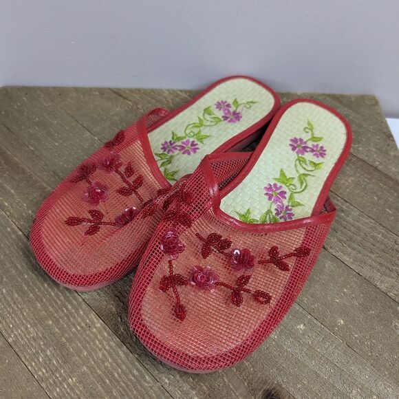Vintage Red Mesh Embroidered Slippers – Floral Beaded House Shoes – Size Small - Picture 1 of 1